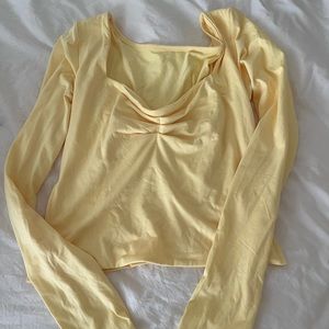 YELLOW Y2K LONG SLEEVE TOP!!! SIZE MEDIUM!!!